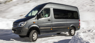 Illustration for article titled 2015 Mercedes Sprinter 4x4 Gives Venerable Van All-Terrain Abilities